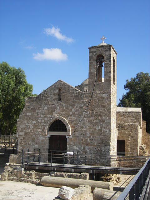 Церковь Айя Kyriaki (15-16 века н.э.). Построена в северо-восточной части пяти проходов ранней христианской базилики