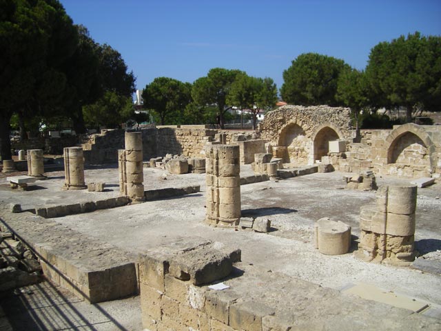 Остатки сооружений базилики Хрисополитисса